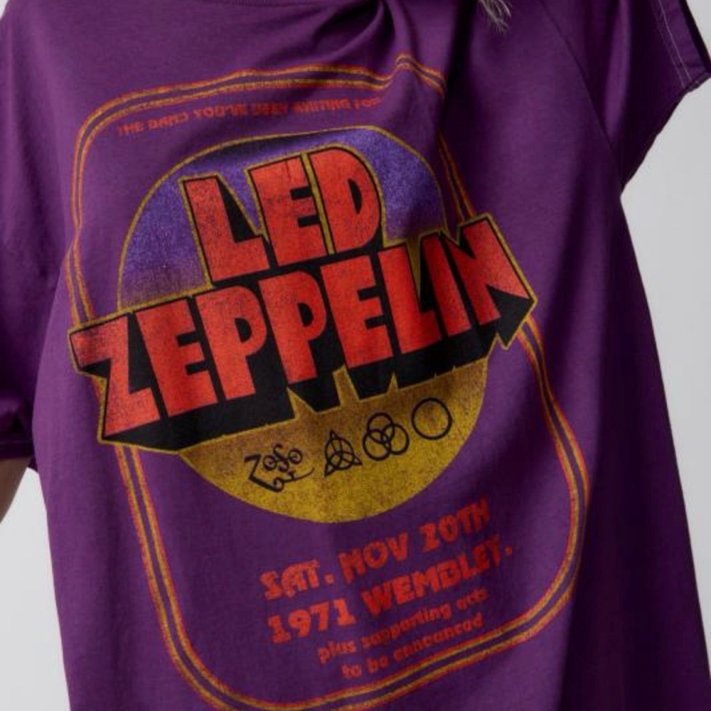 Urban Outfitters Led Zeppelin Wembley Stadium Purple Graphic Tee Shirt Dress - Picture 3 of 10